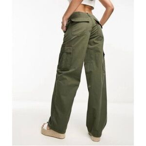 Levi’s ‘94 Baggy Cargo Pants
